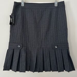 🌺NWT BCX Pleated Skirt